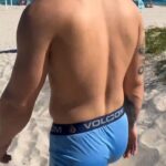 beach wedgie