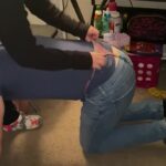 Petite amie baise son petit ami en string